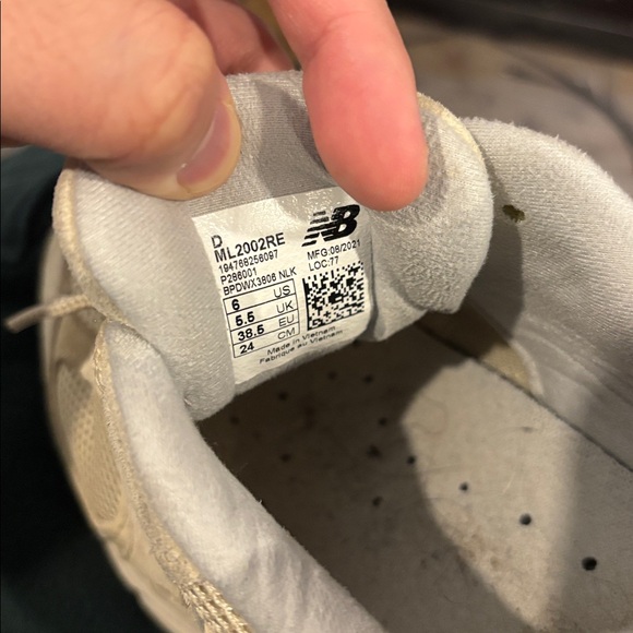 New Balance 2002r - Picture 4 of 4